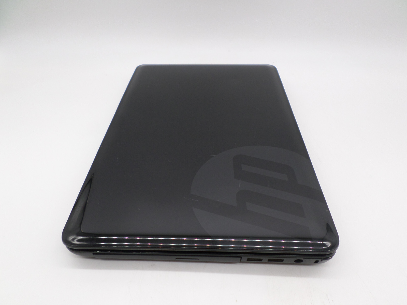 HP 2000-2c29WM D1E81UA – AMD E2-1800, No RAM, No Battery, No HDD – POSTS