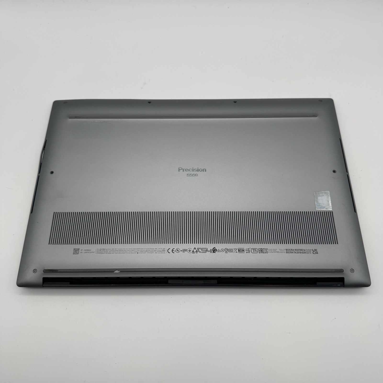 Dell Precision 5560 15.6″ FHD+ | i7-11800H 2.30GHz | Quadro T1200 | No RAM/SSD