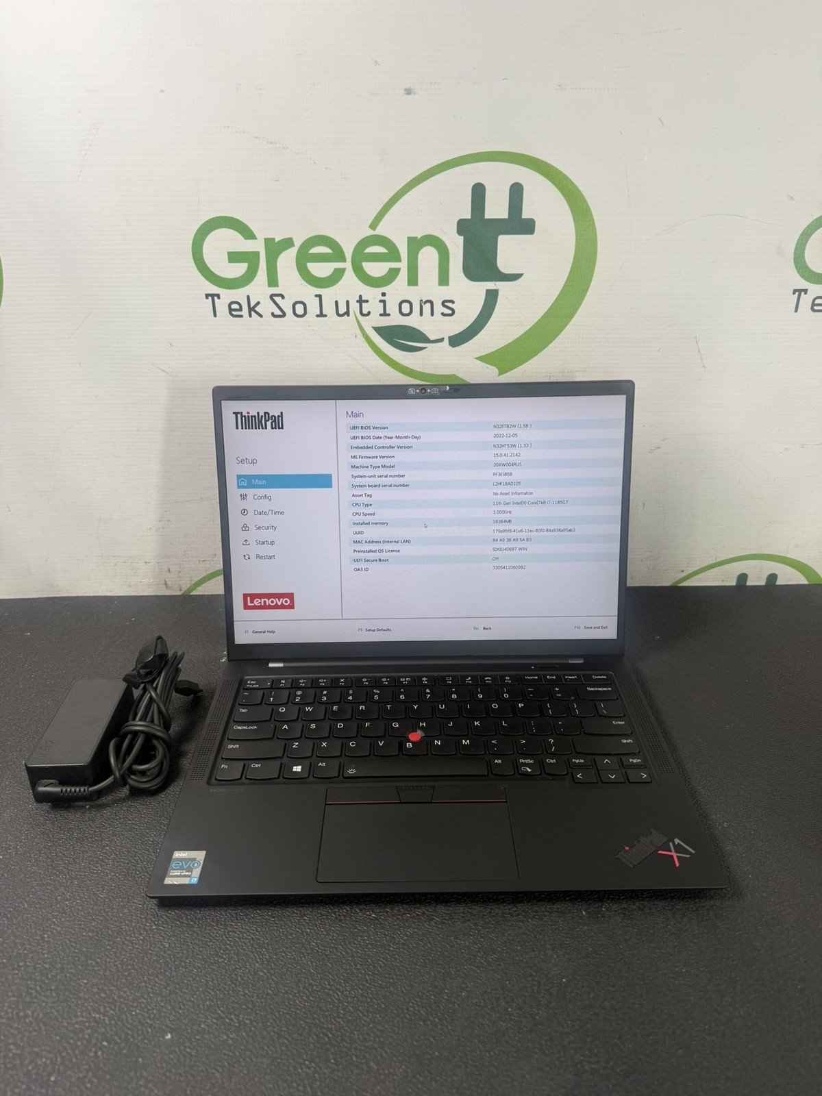 Lenovo ThinkPad X1 Carbon Gen 9 14″ Touch i7-1185G7 16GB No SSD Laptop
