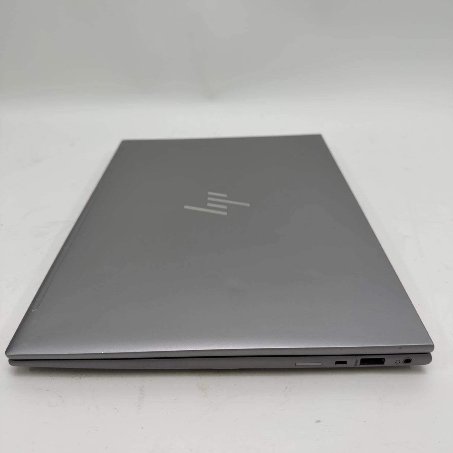 HP ZBook FIREFLY G10 14″ i7-1365U 1.8GHz 32GB RAM 256GB SSD RTX A500