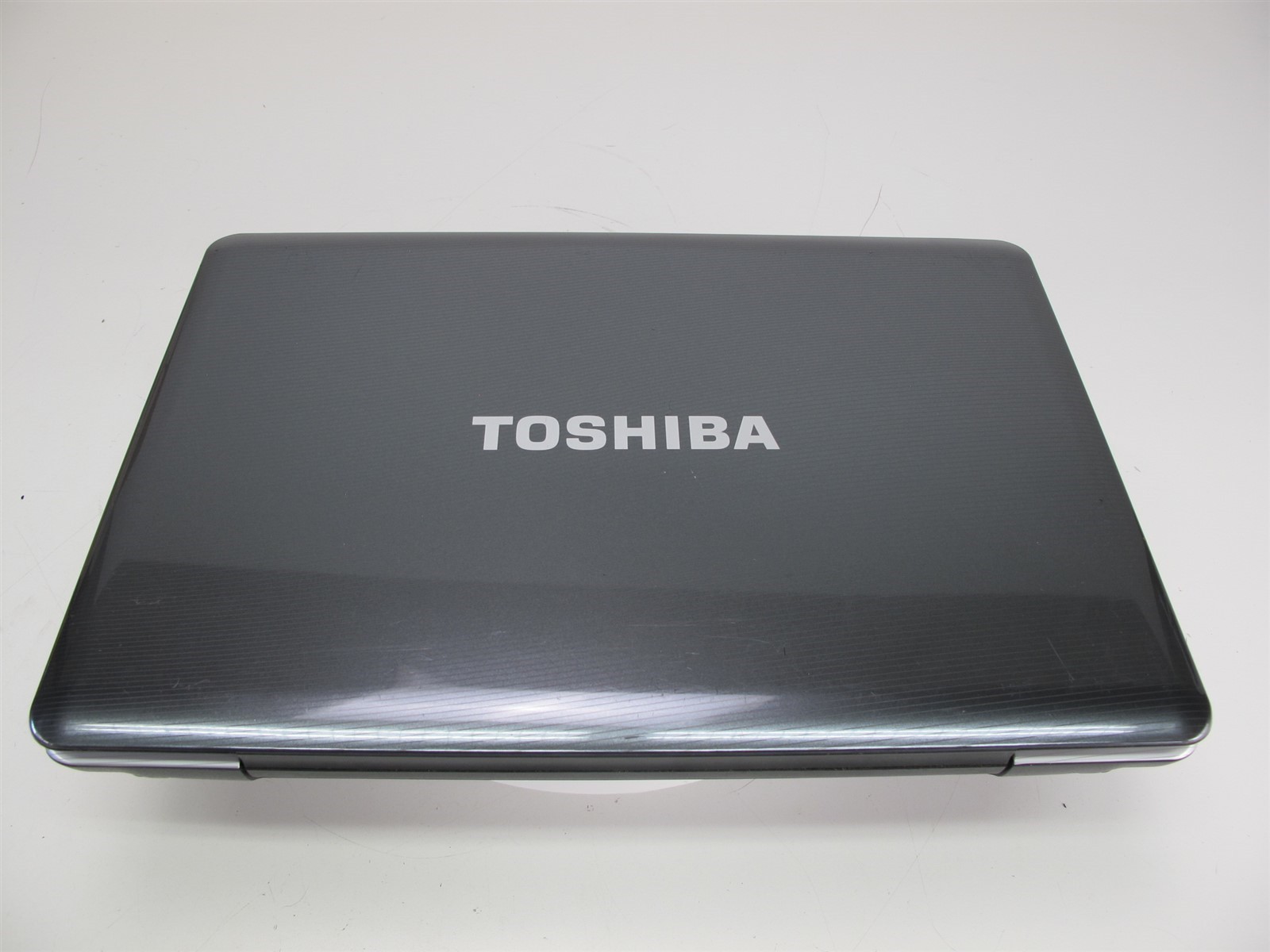 Toshiba Satellite L505 Intel i3 M330 2.13GHz 2GB Ram