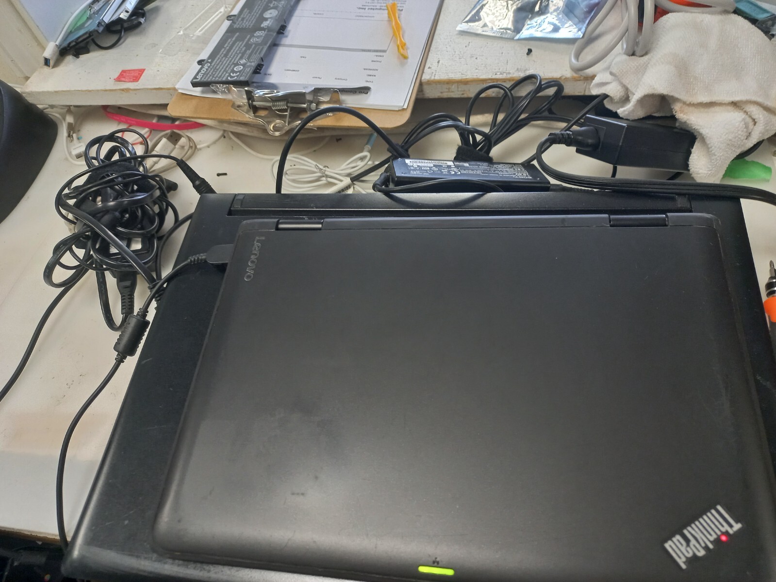 LenovoThinkpad 11e Touchscreen Intel Celeron N3160,8GB RAM, 128GB m.2 win10 pro