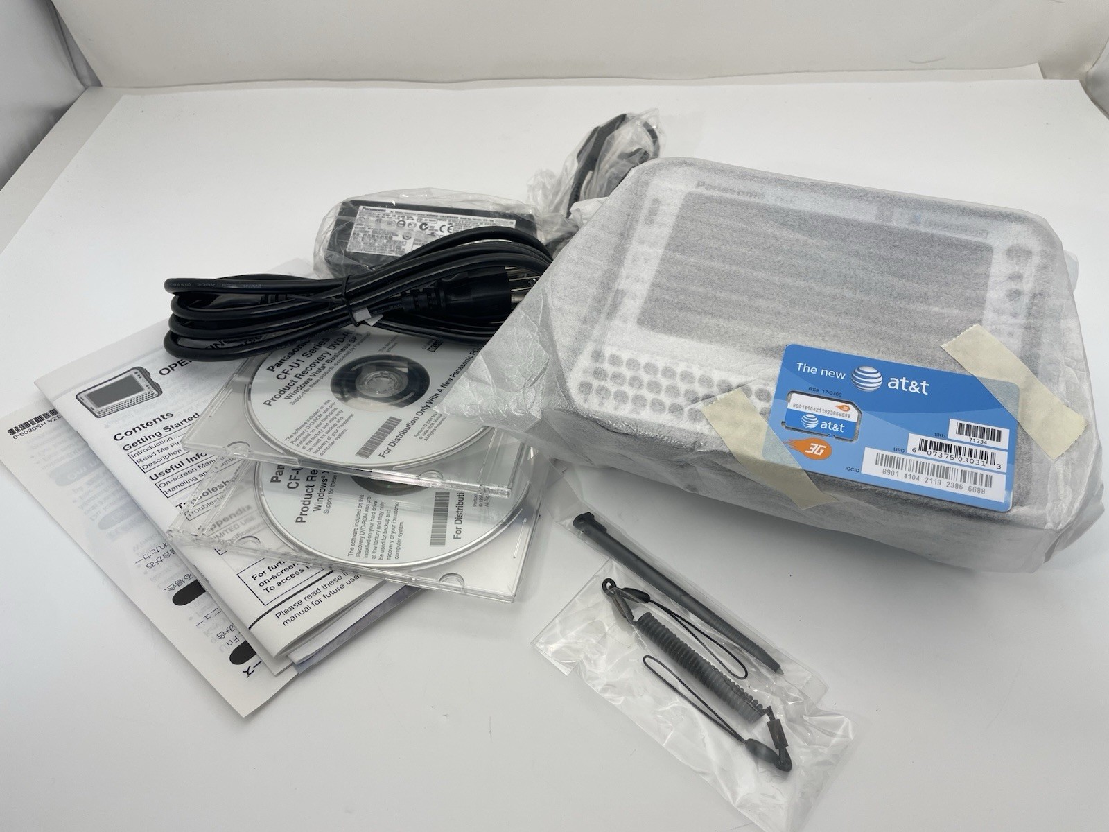 Panasonic Toughbook CF-U1 5.6″ Tablet WiFi WMVista Touch Camera Sim CF-U1AQCDG2M