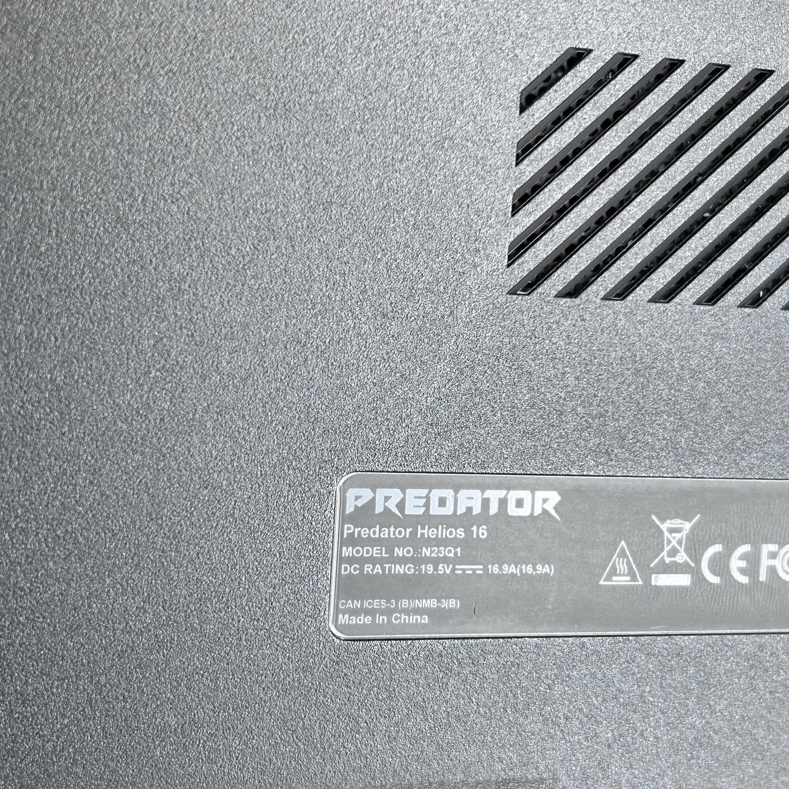 Acer Predator Helios 16 QHD+ i9-13900HX 16GB 1TB SSD RTX 4080 Bad Charging Port