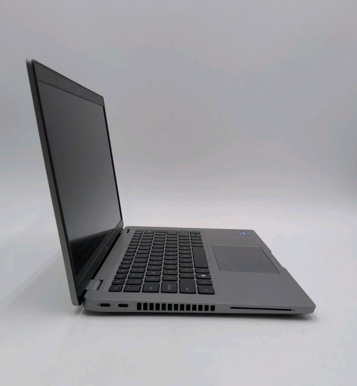 Grade A Dell Latitude 5430 i7-1255U 16GB RAM 256GB NVMe SSD Win 11 Pro