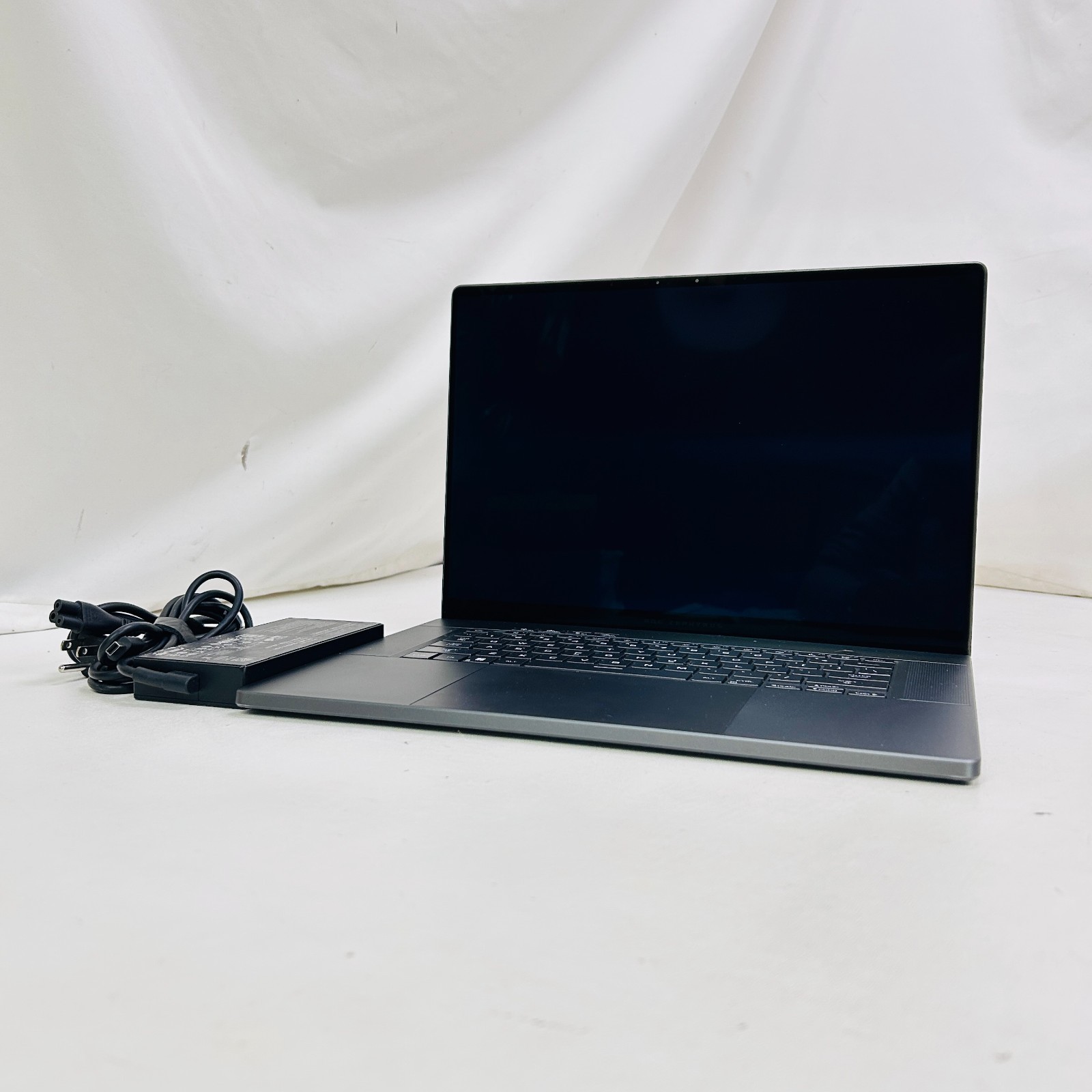 ASUS ROG Zephyrus G16 OLED (Core Ultra 9 185H, 16GB/500GB SSD, RTX 4070) Laptop