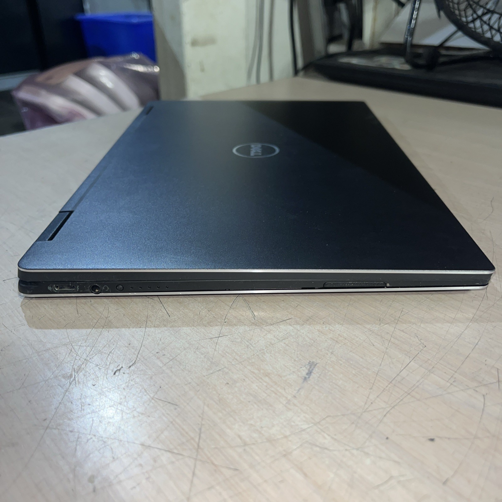 DELL XPS P71G INTEL CORE I7 7TH GEN 8GB RAM NO HD