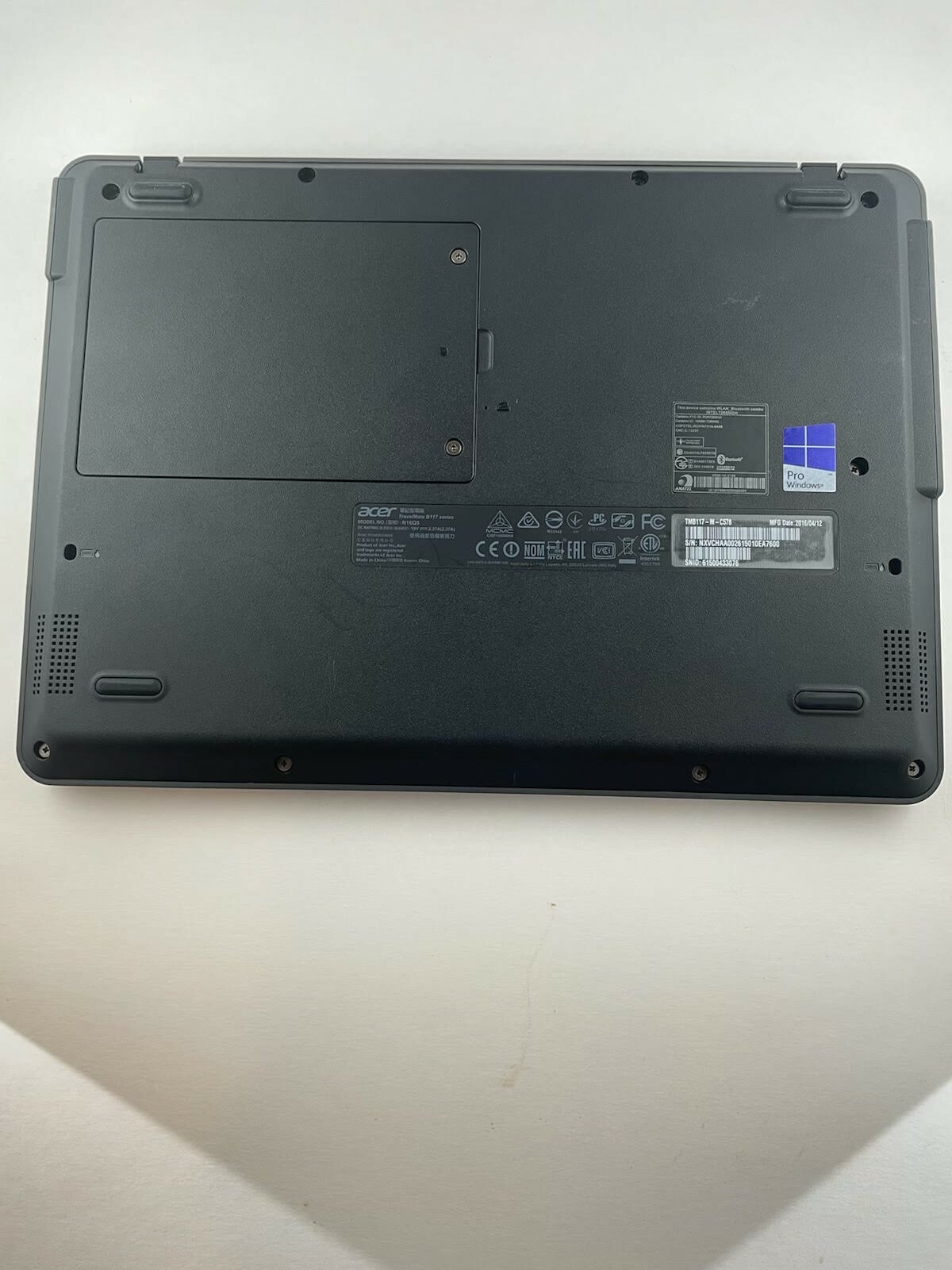 Acer TravelMate B117 Series- Windows 10 Pro, Bluetooth, WIFI, HDMI, USB 3.0