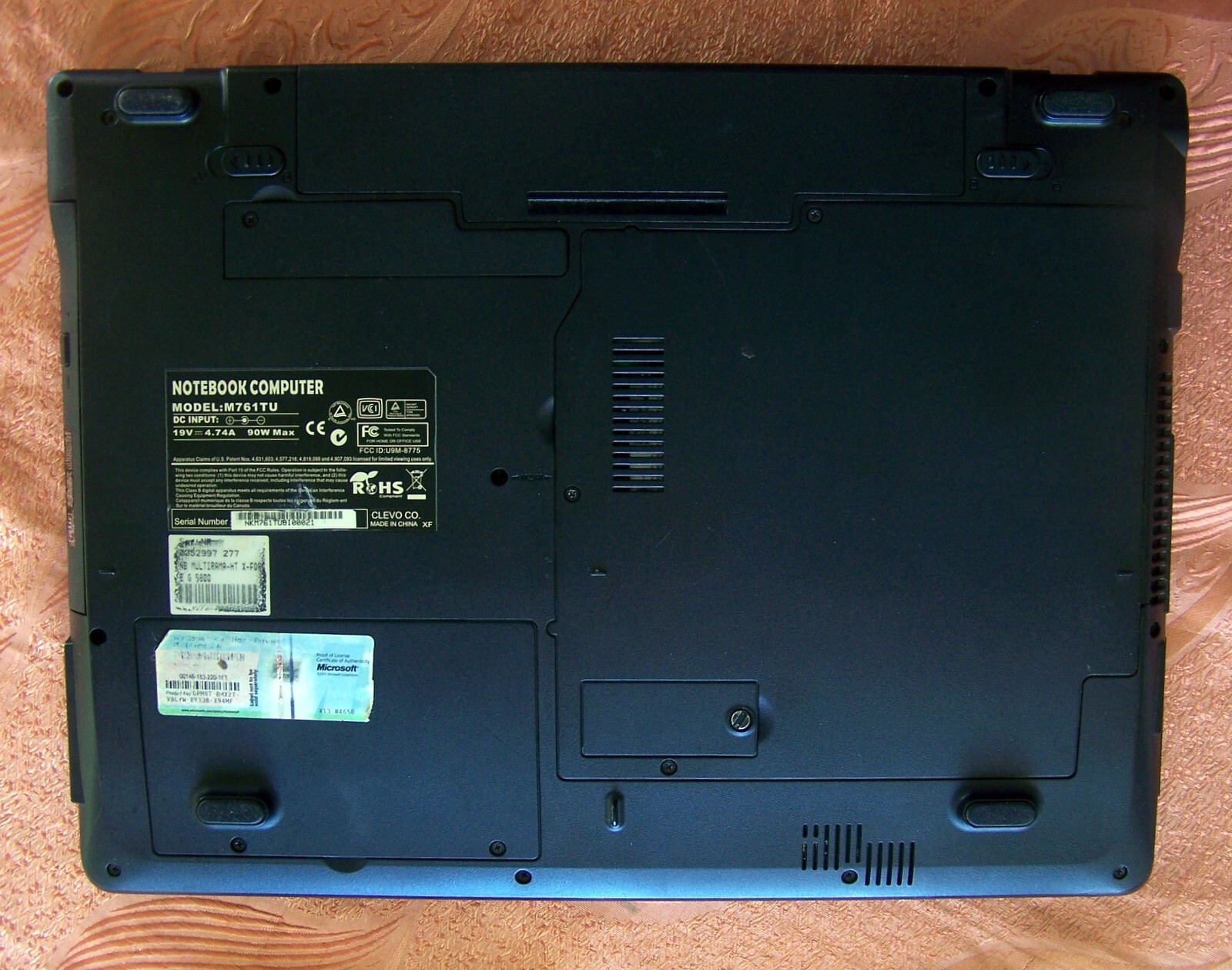 Clevo M761TU, Intel 2 Core T5800 2.00 GHz, 4GB, 250GB, HDMI, nVIDIA GeForce-ΝΟ w