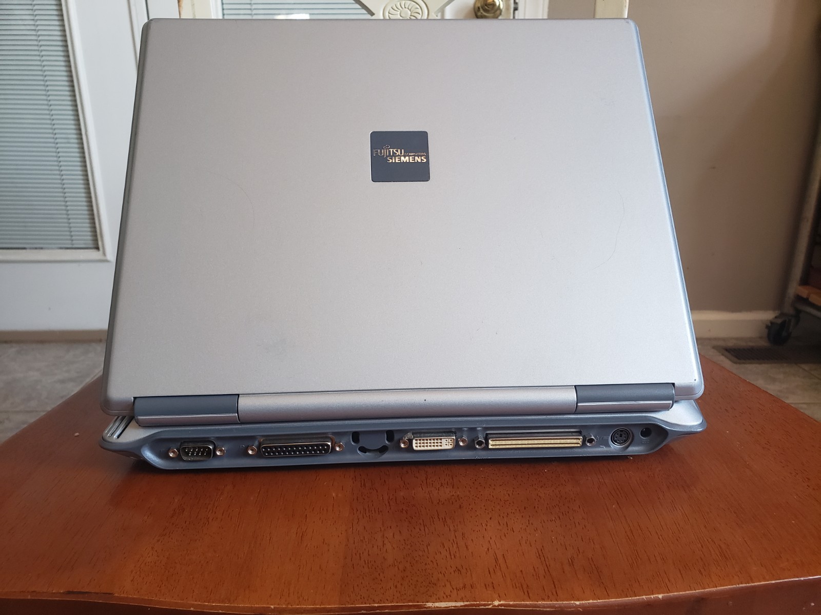 RARE Fujitsu Siemens Celsius Mobile H WF2H BS015 Nvidia 500 GoGL Wireless Kb Xp