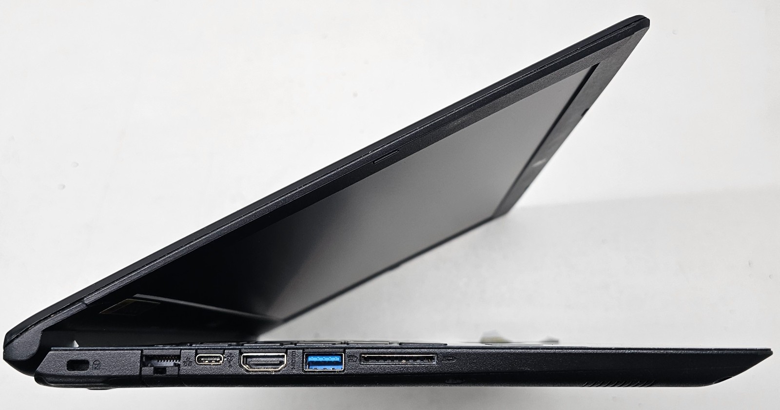 Acer Aspire 5 A515-51-86AQ Laptop Intel Core i5-8550U 8GB Ram 256GB NO OS (FL)