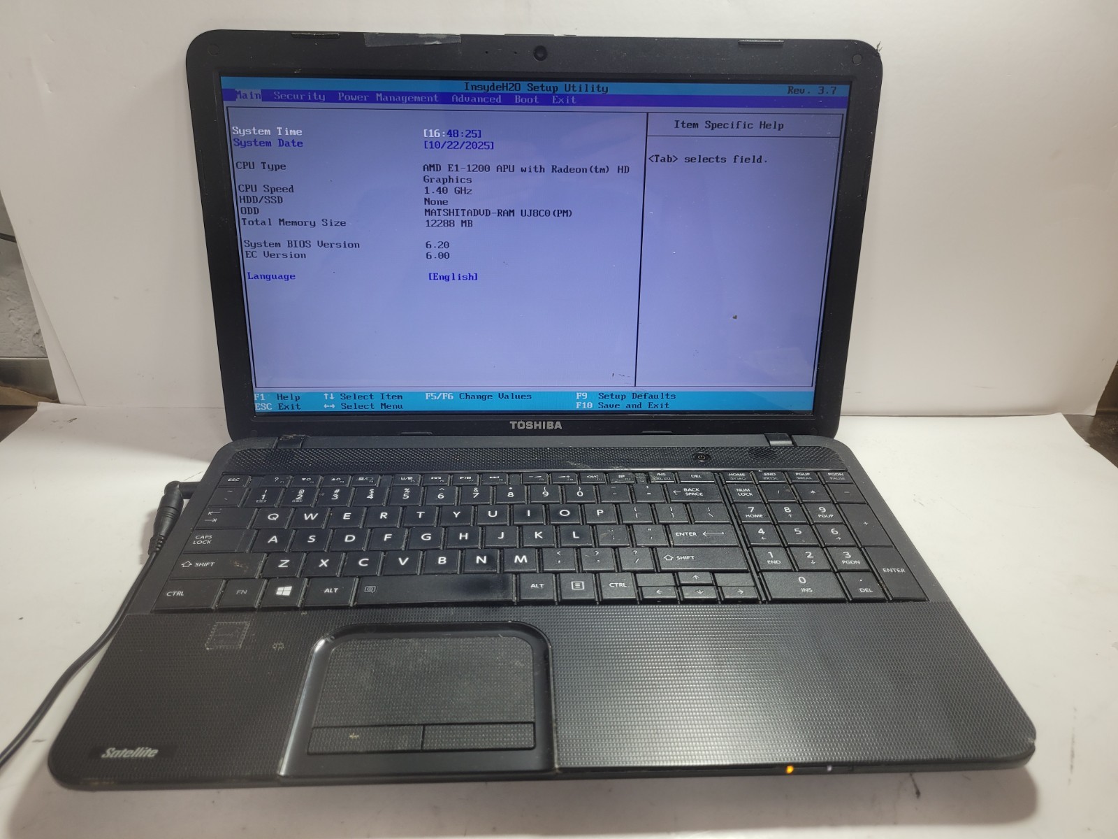 Toshiba Satellite C855D-S5201 w/AMD E1-1200, 12GB RAM Laptop for Repair #0347