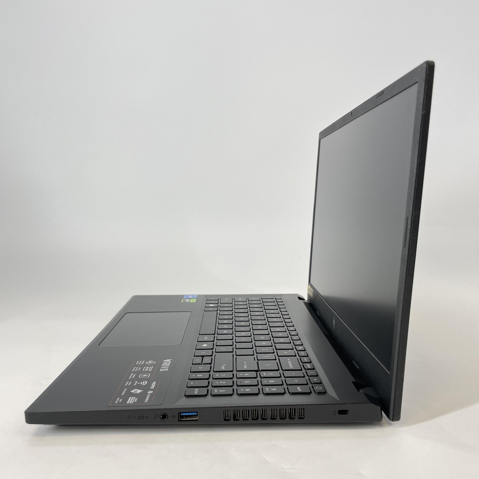 Acer Nitro V 15 165Hz FHD 2.1 GHz i5-13420H 8GB 512GB SSD RTX 4050 BENT FRAME