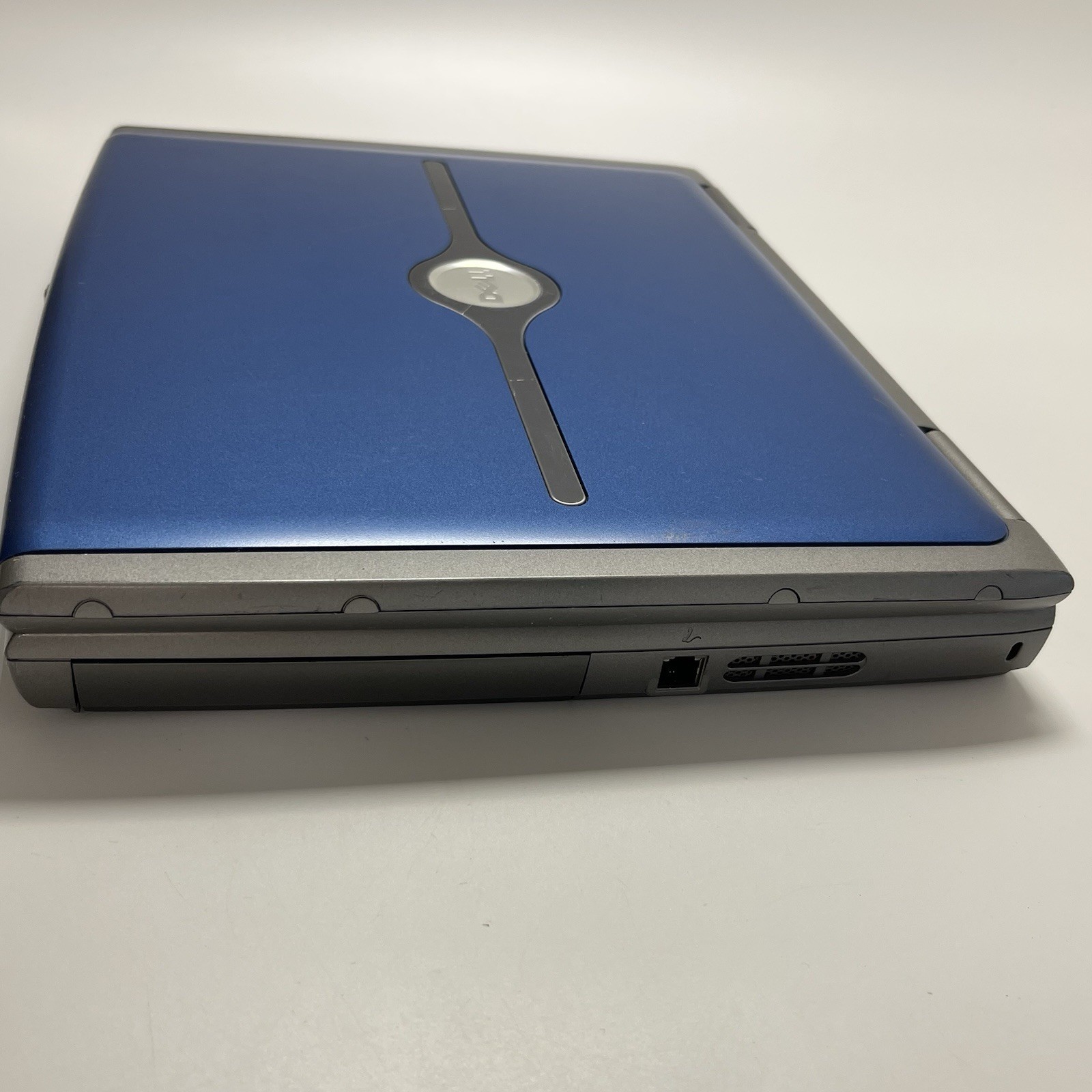 2002 Dell Inspiron 5100 14.1″ Laptop Pentium 4 2.53GHz 30GB Windows XP