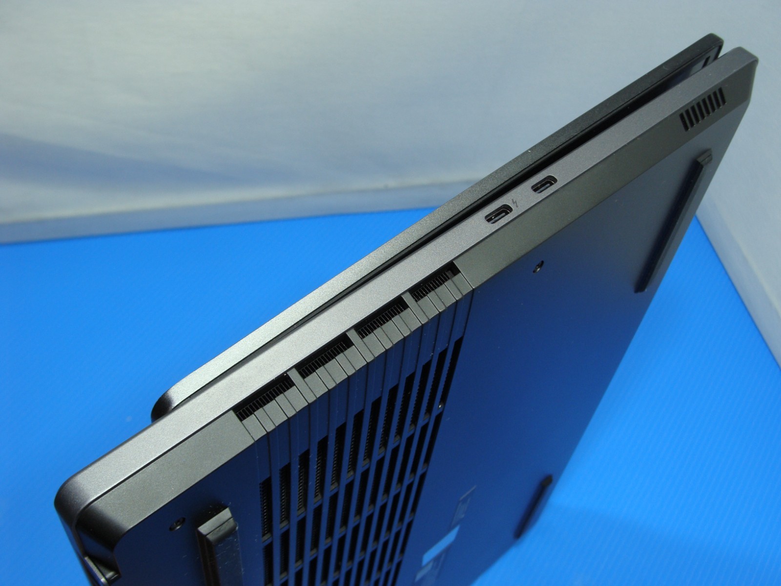 Lenovo Legion 5 15IAH7 15.6″ FHD 165hz i5-12500H 2.5GHz 16GB 512GB RTX 3050 Ti