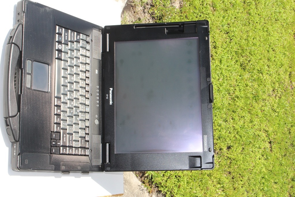 Panasonic Toughbook CF-52 Core 2 Duo 2.26GHz / 4GB / 250G / Win 7 / Touchscreen