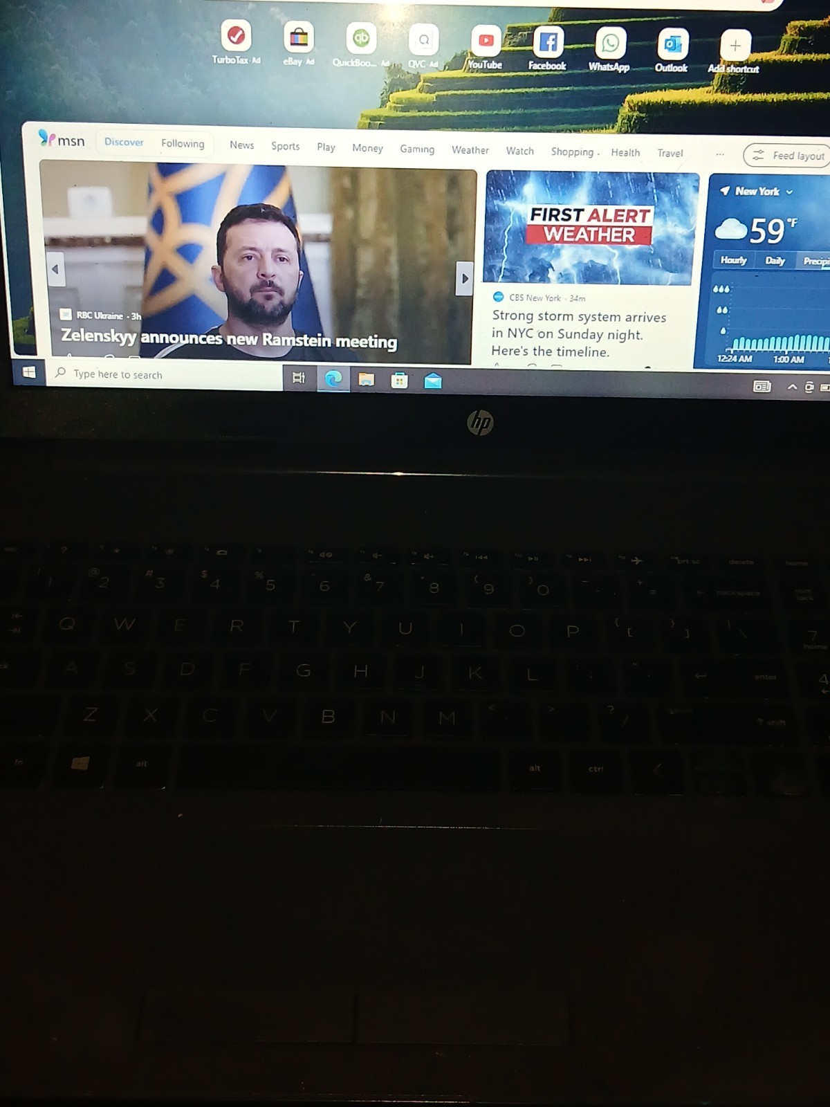 HP 255 G7 15.6 in (256GB SSD, AMD A6 Dual-Core, 2.60 GHz, 8GB) Laptop -…