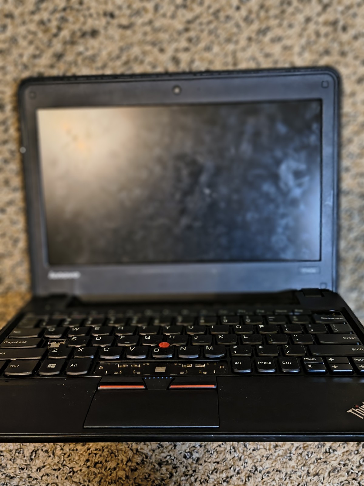 Lenovo X131e 2GB 160GB SSD Windows 8 Parts Or Repair