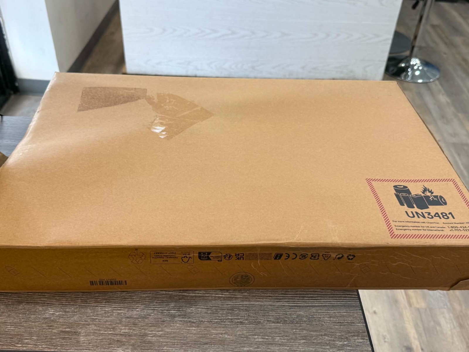 New Dell Alienware M18 R1 18″ Ryzen 9 7945 2.5GHz 32GB RAM 1TB SSD RX 7900M