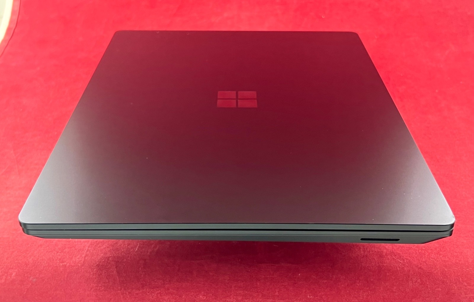 EXCELLENT 13.5″ MICROSOFT SURFACE LAPTOP 3 2K DISPLAY 256GB 8GB i5-1035G7 WIN 11