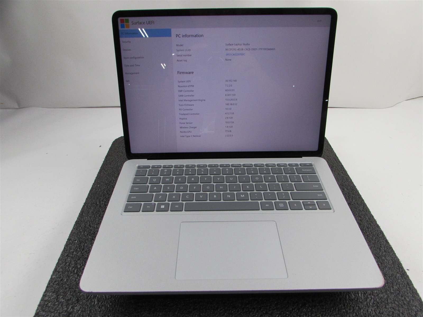 Microsoft Surface Laptop Studio 1964 i7-11370H 1TB SSD 32GB RTX A2000 *No A/C*