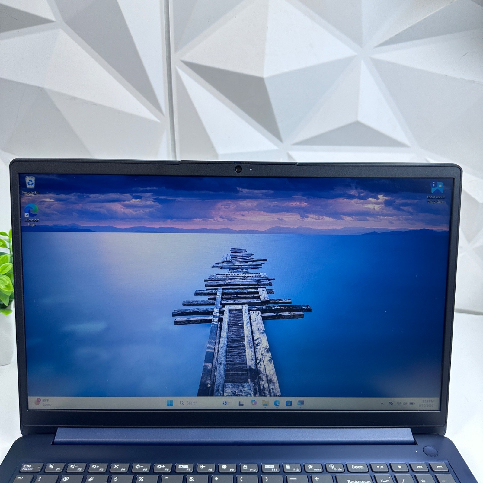 Lenovo IdeaPad 1 15 Laptop, 15.6″ FHD, Ryzen 5 7520U, 8GB, 256GB SSD
