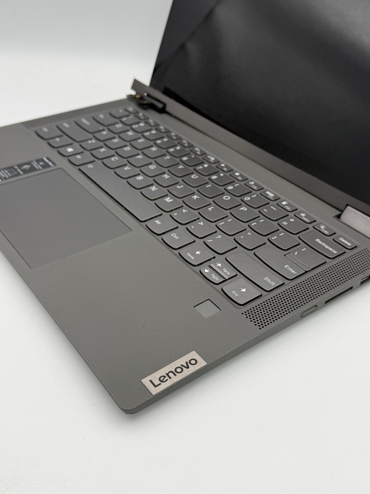 Lenovo IdeaPad Flex 5 14” – Ryzen 5 5500U/16GB RAM/512GB SSD (HINGE ISSUE) 45C