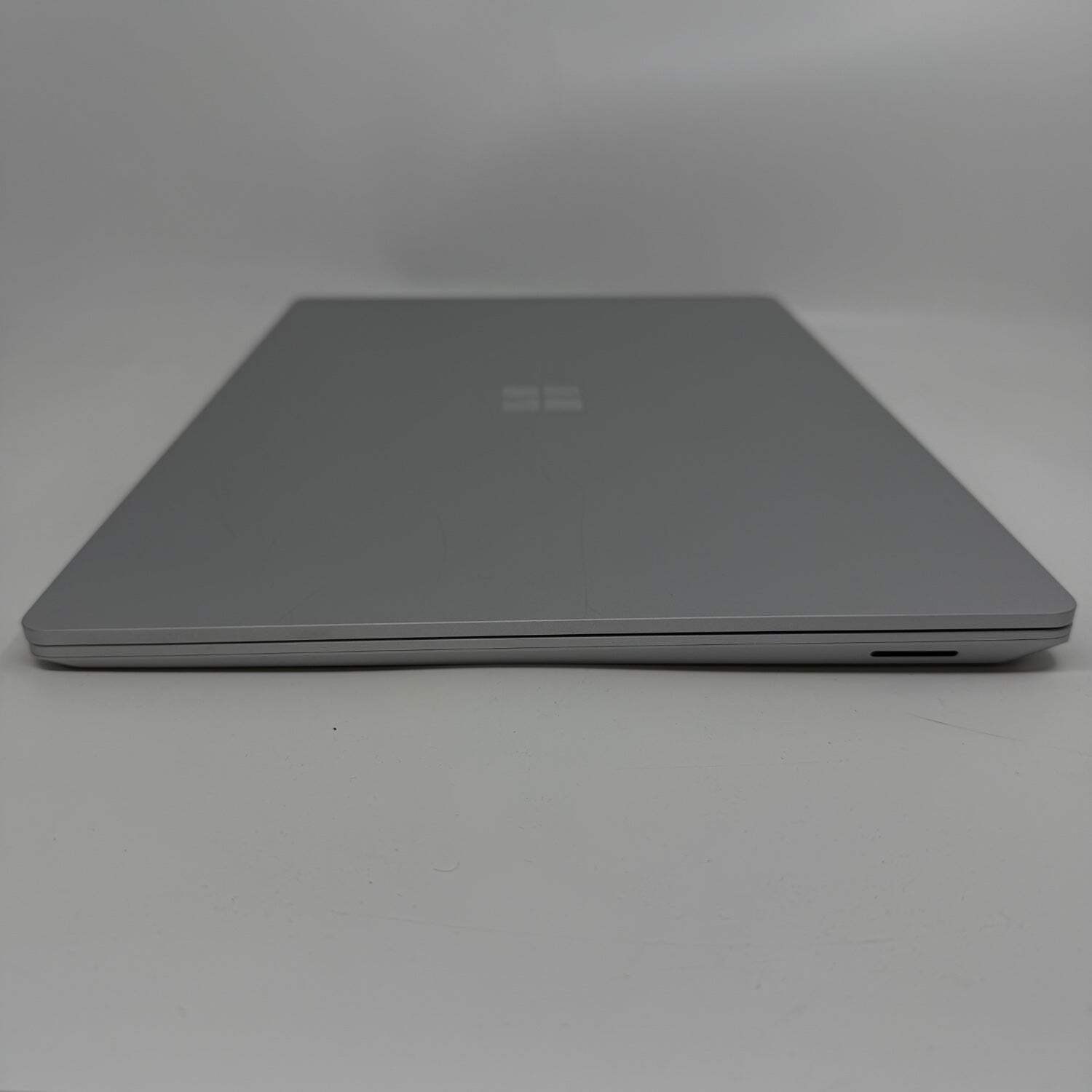 Microsoft Surface Laptop 3 1873 15″ Ryzen 5 Edition 2.1GHz 8GB RAM 128GB SSD