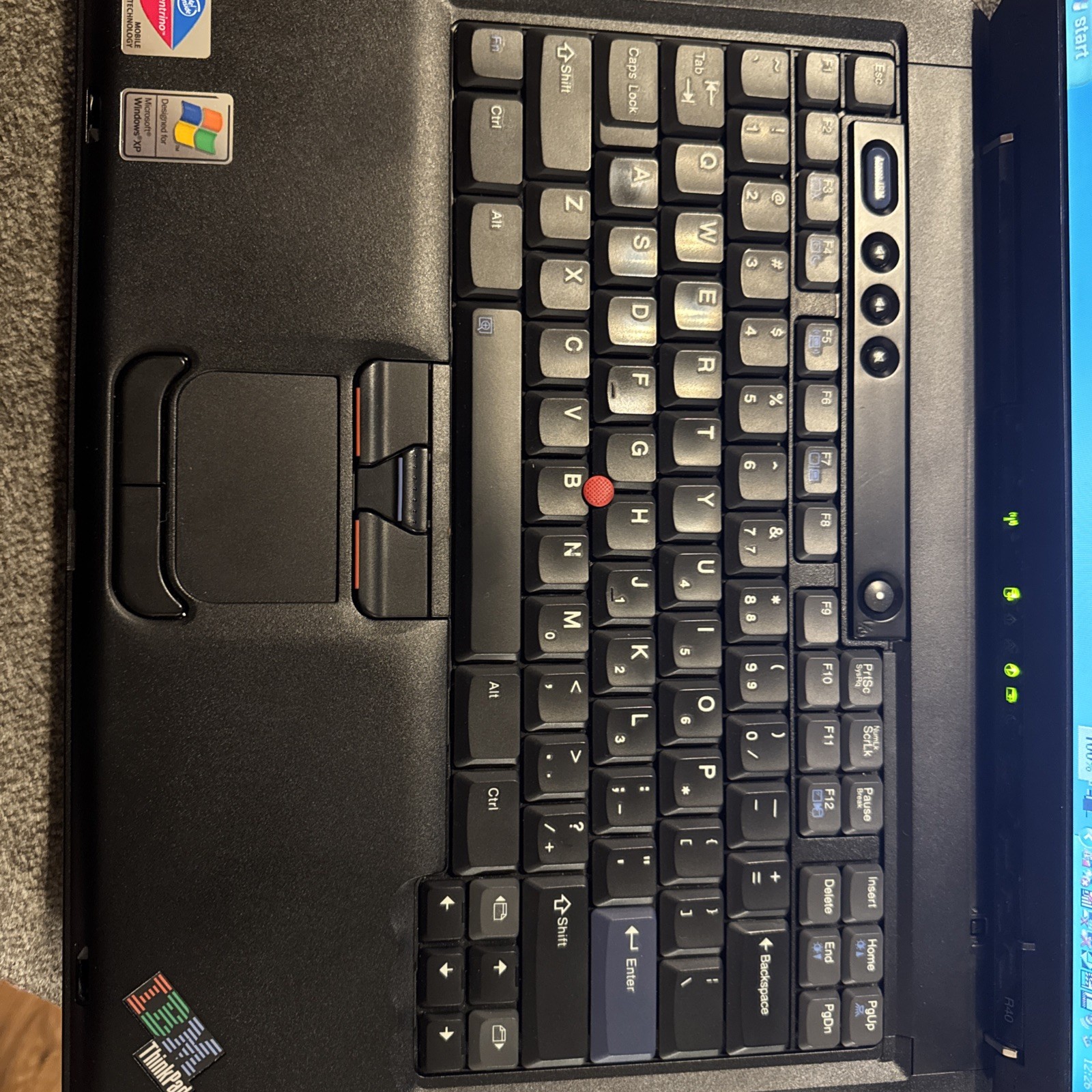 IBM ThinkPad R40 Laptop Windows XP, 15″ SXGA LCD, Works Great