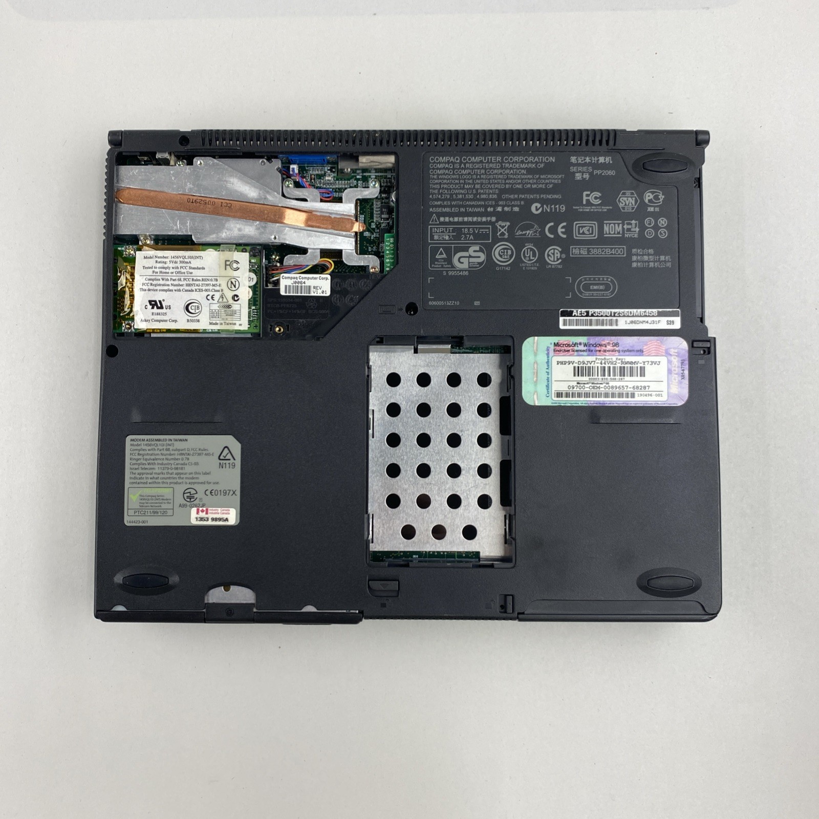 Compaq Armada E500 Intel Pentium III 0.50GHz 320MB RAM 12.1″ No Battery/HDD/OS
