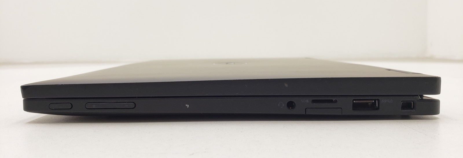 Dell Latitude 7390 2-in-1 13.3″ i7-8650U 16GB RAM 256GB SSD Touch Laptop Win 11.
