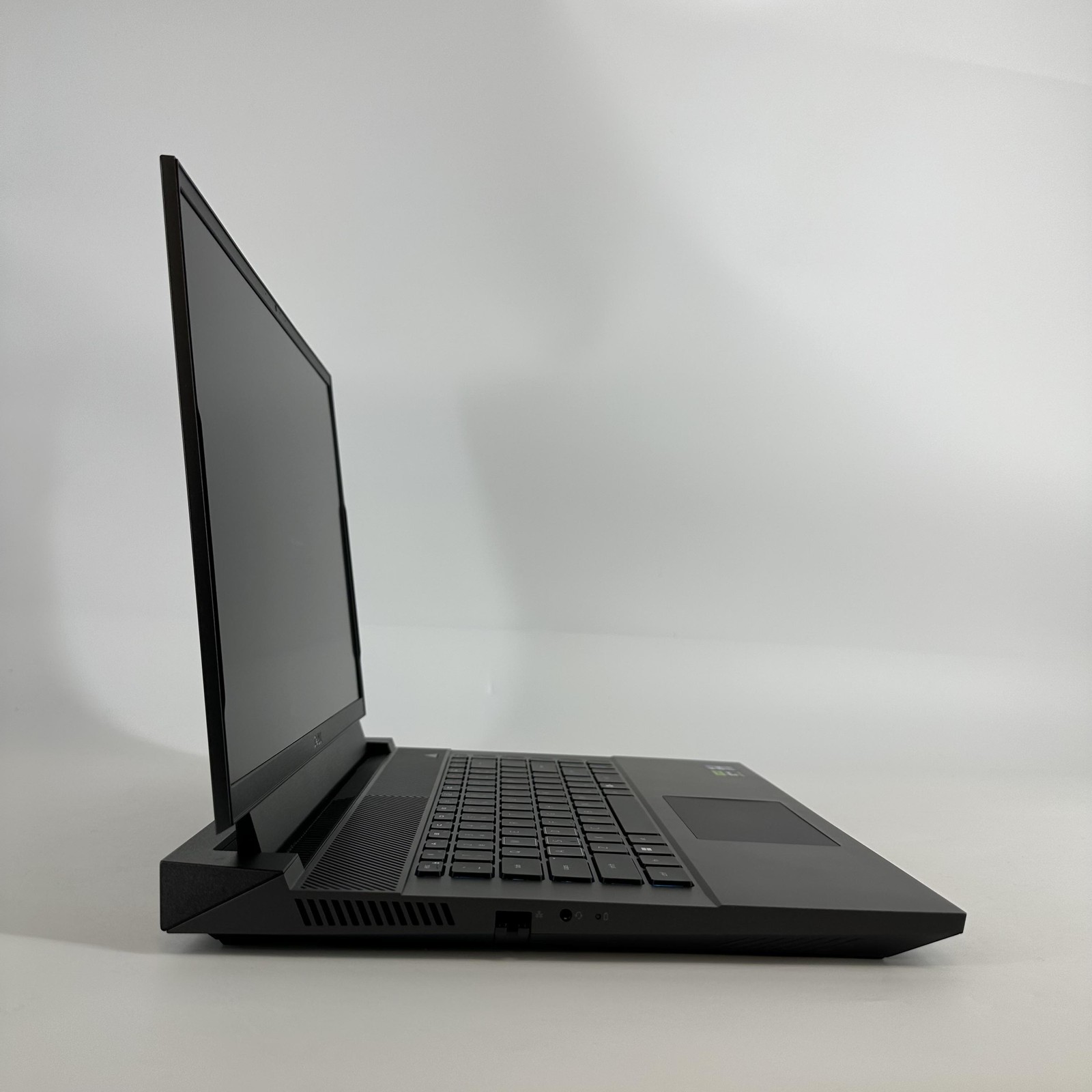 Dell G16 7630 QHD+ 240Hz 2.2 GHz i9-13900HX 32GB 1TB SSD RTX 4060 Very Good