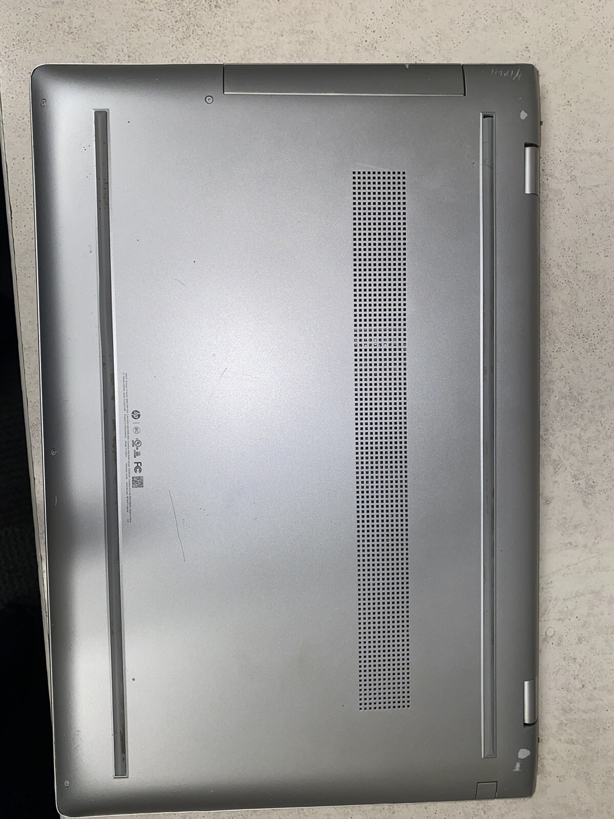 HP ENVY 17m-ae165nr 17.3 inch See Last Photo For Full Description