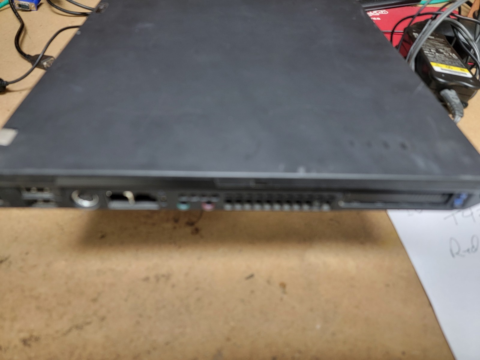 IBM Thinkpad 14″ T43 – Pent M – 1GB Ram – NO HDD NO BATTERY – FOR PARTS