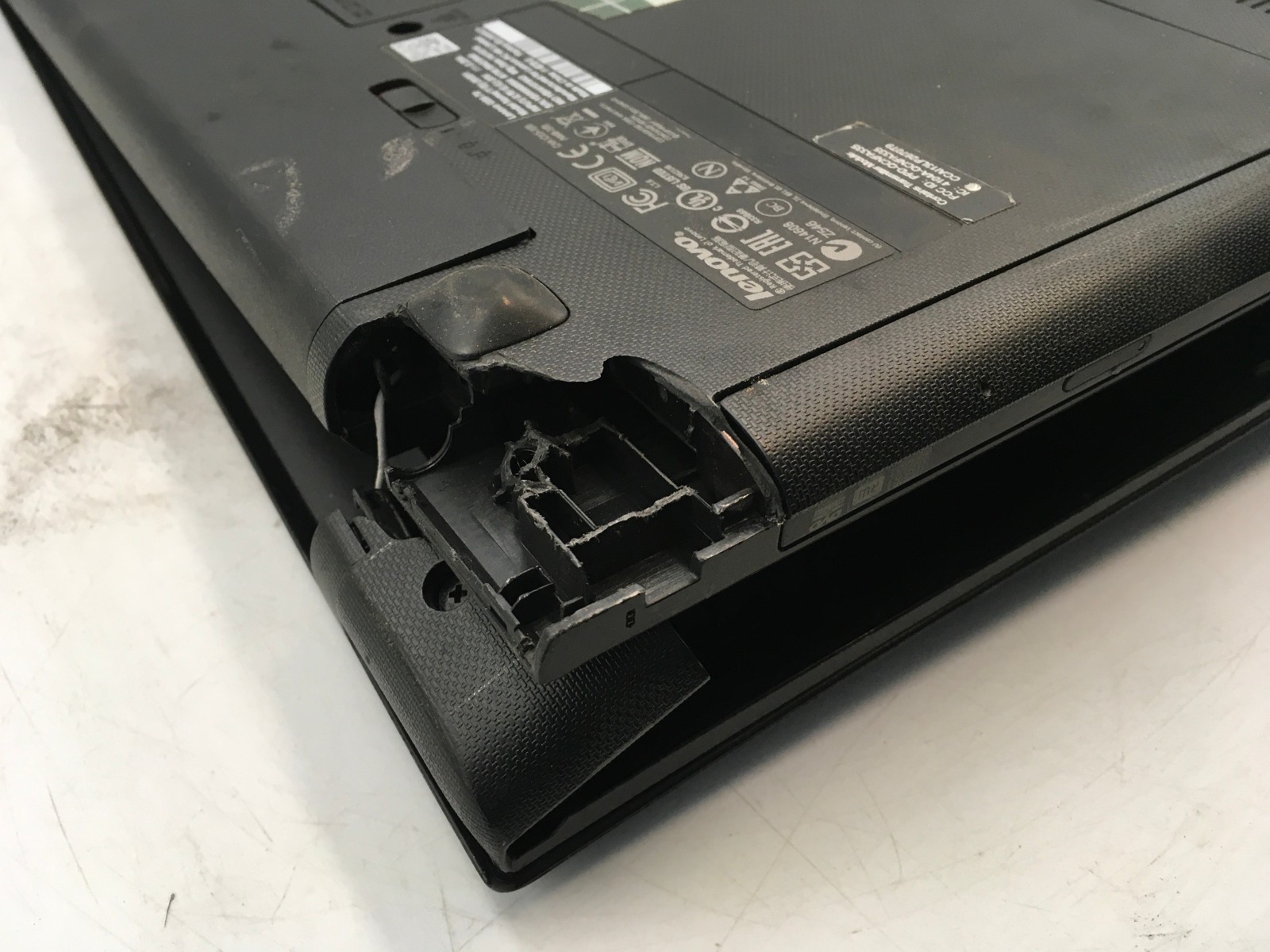LENOVO G50-70 – FOR PARTS/REPAIR – INTEL I5 4TH GEN – NO RAM – READ DESCRIP – BB