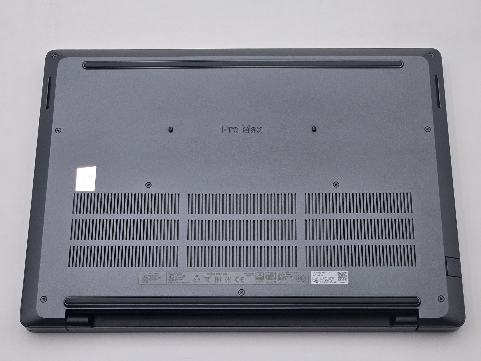 Dell Pro Max 16″ FHD+ Touch ULTRA 7 265H 512GB 32GB W11P RTX PRO 2000 Blackwell