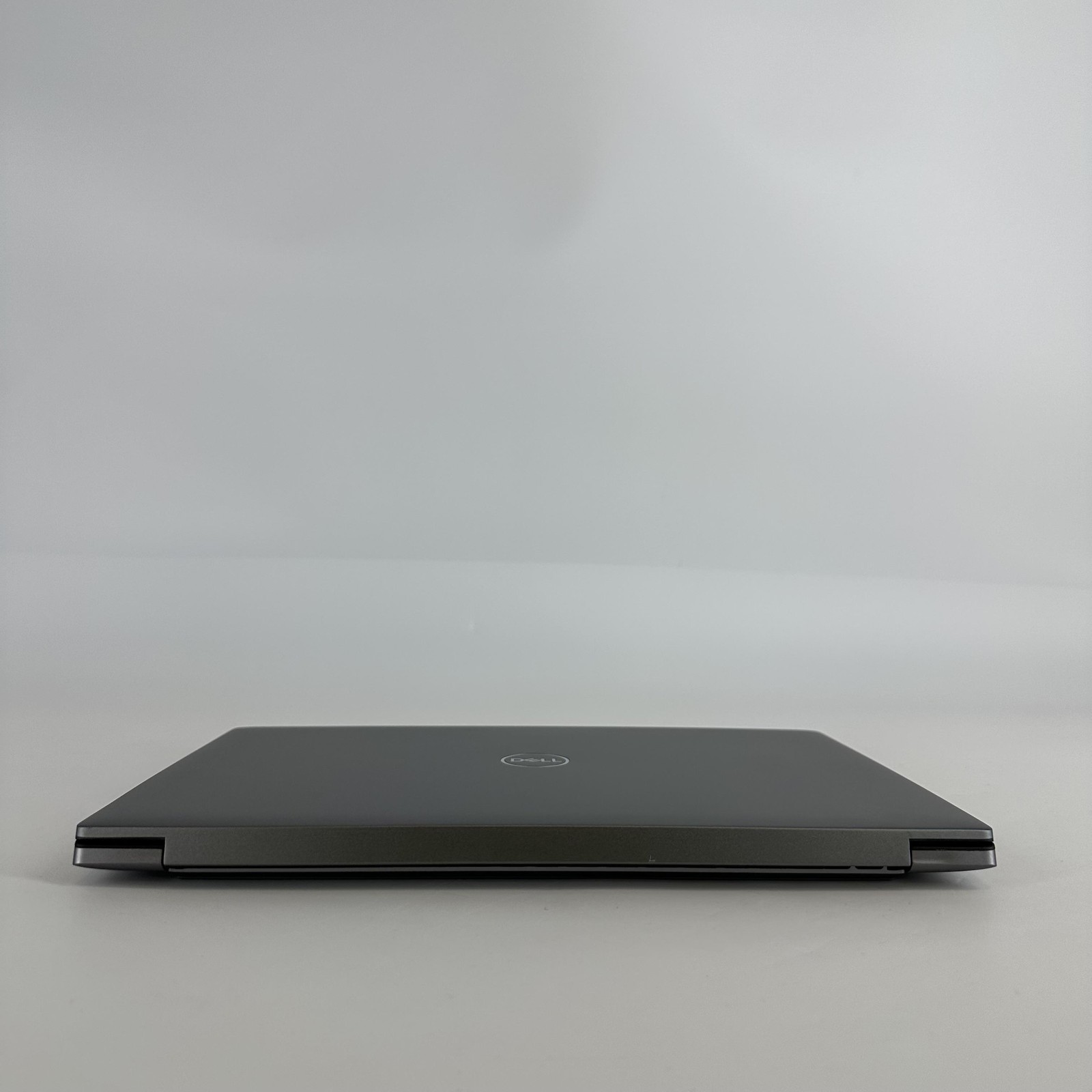 Dell Precision 5480 14 FHD+ 2.5 GHz i7-13800H 32GB 256GB SSD RTX A1000 Very Good