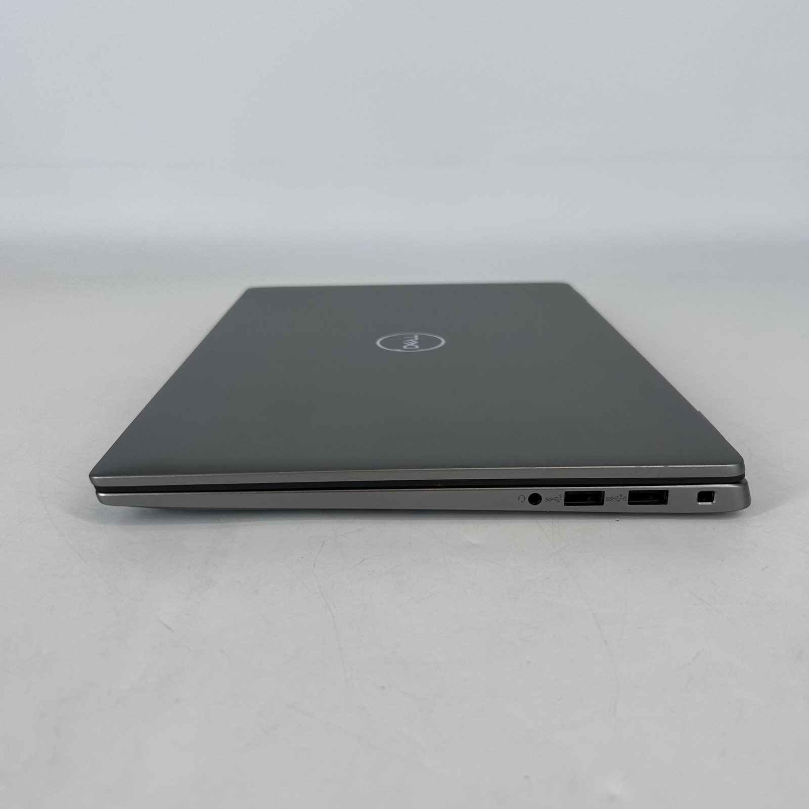 Dell Latitude 7450 14 Gray FHD+ 2.1 GHz Ultra 5 135U 32GB 256GB SSD Very Good