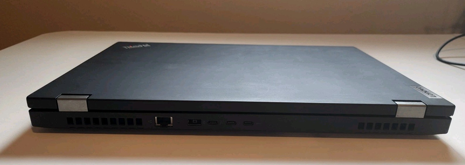 Lenovo P15 Gen 2 i7-11800H, 16GB, 512GB NVMe, NVIDIA T1200