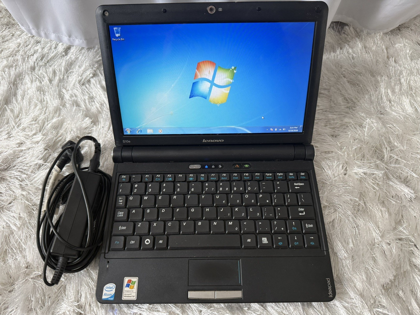Lenovo IdeaPad S10 10″ Atom 1.6GHz/1GB/750GB HDD Windows 7