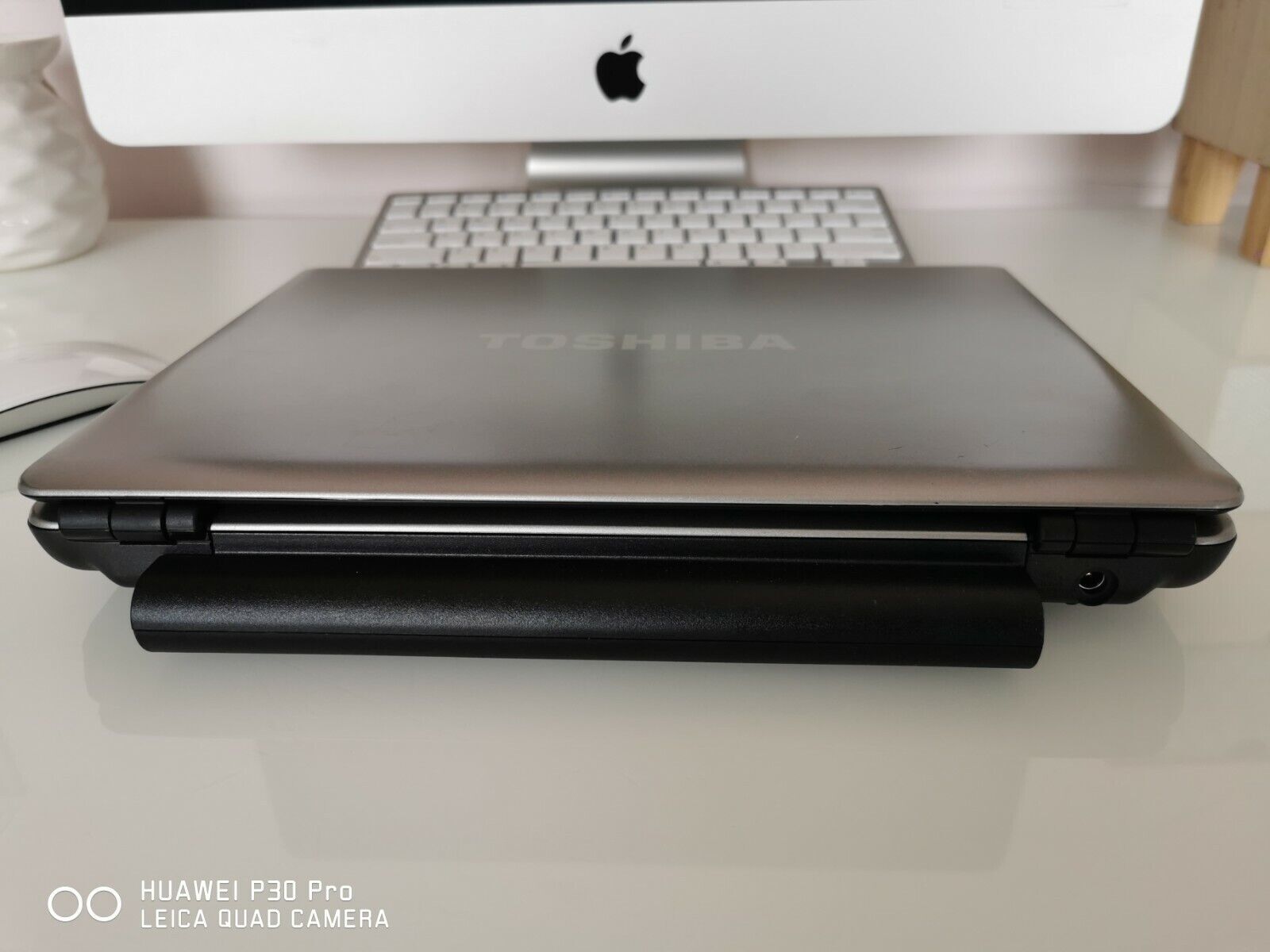 Toshiba Satellite Pro U400 4GB 120GB DVD-RW WebCam Windows 7 Professional