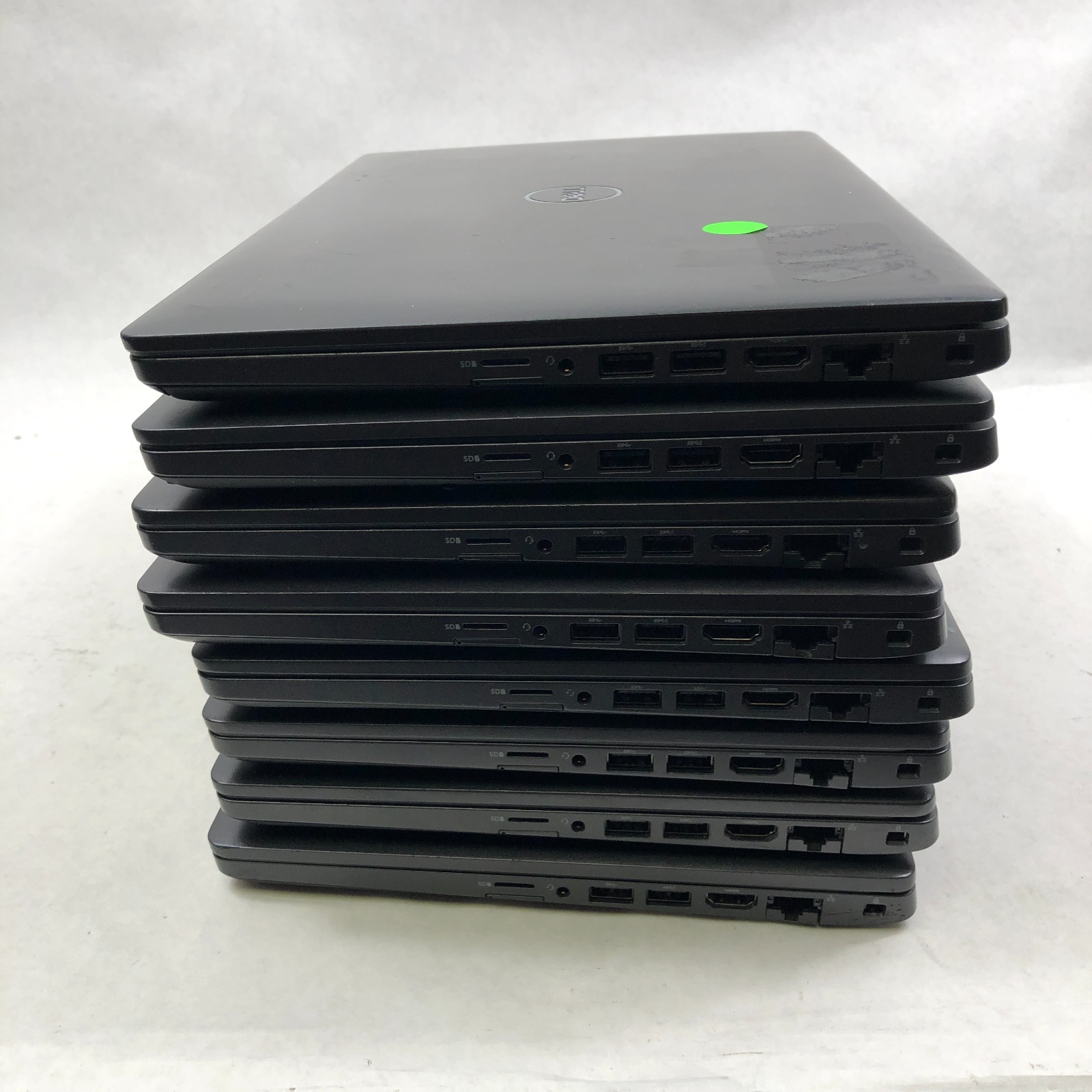Lot of 8 Dell Latitude 5400 Laptop i5-8265U 1.6GHz 8GB NO SSD 14″ No OS Read