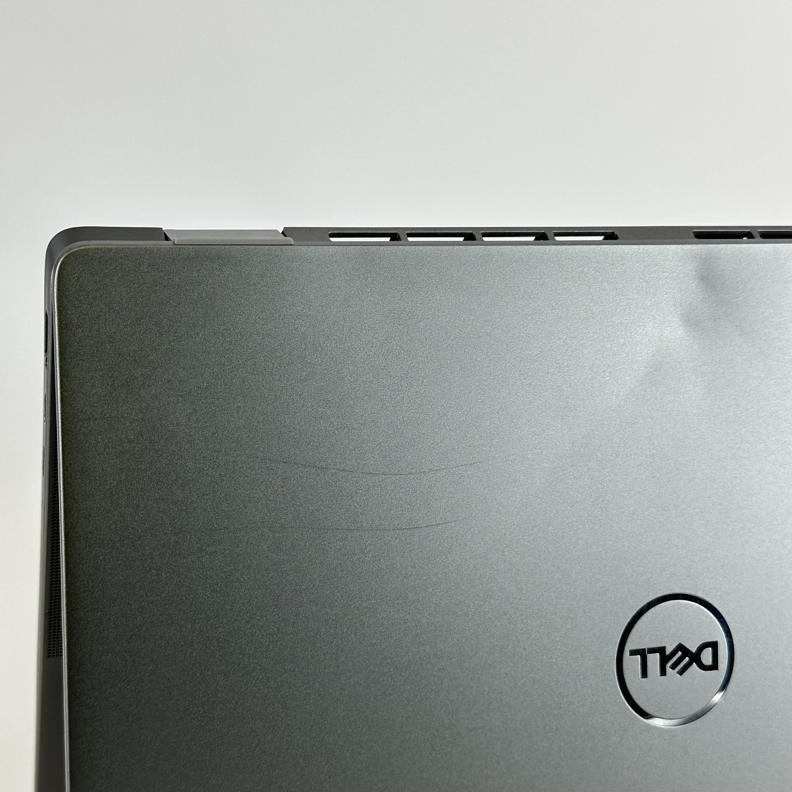 Dell Latitude 7450 14 QHD+ TOUCH 3.8 GHz Ultra 7 165H 32GB 256GB SSD BENT FRAME