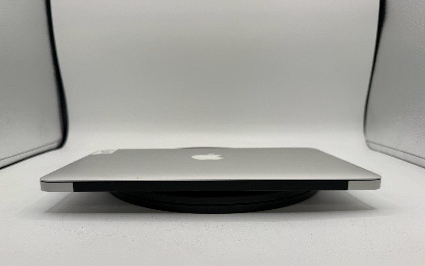 APPLE MacBook Air 6,1 2013-i5-4250U@1.30GHz 4GB DDR3 Ram 256GB SSD OS Big Sur