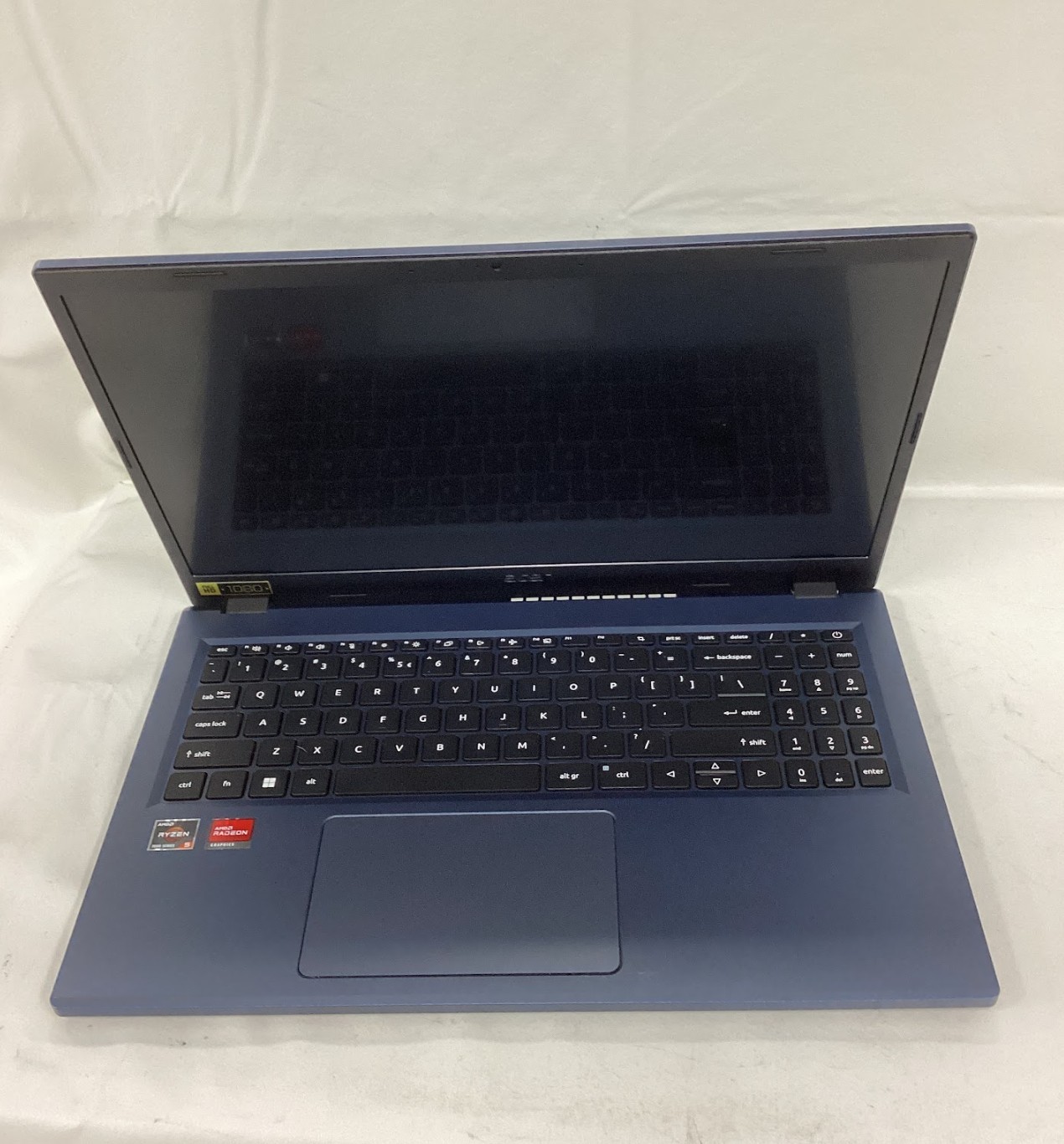 acer Aspire 3 Touchscreen Laptop 15.6″ FHD Screen, AMD Ryzen 5 7520U 8GB/512GB