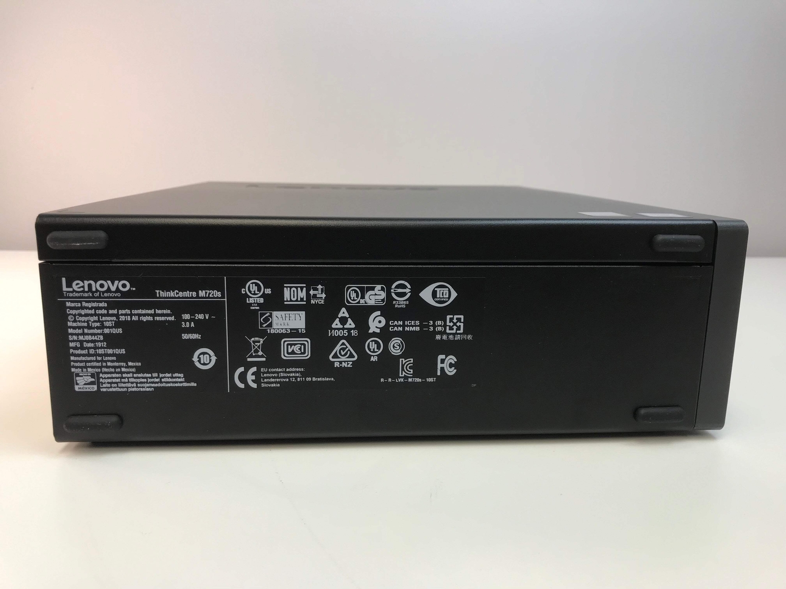 Lenovo ThinkCentre M720s SFF Desktop 10ST001QUS – i7 – 8GB RAM – 1TB HHD