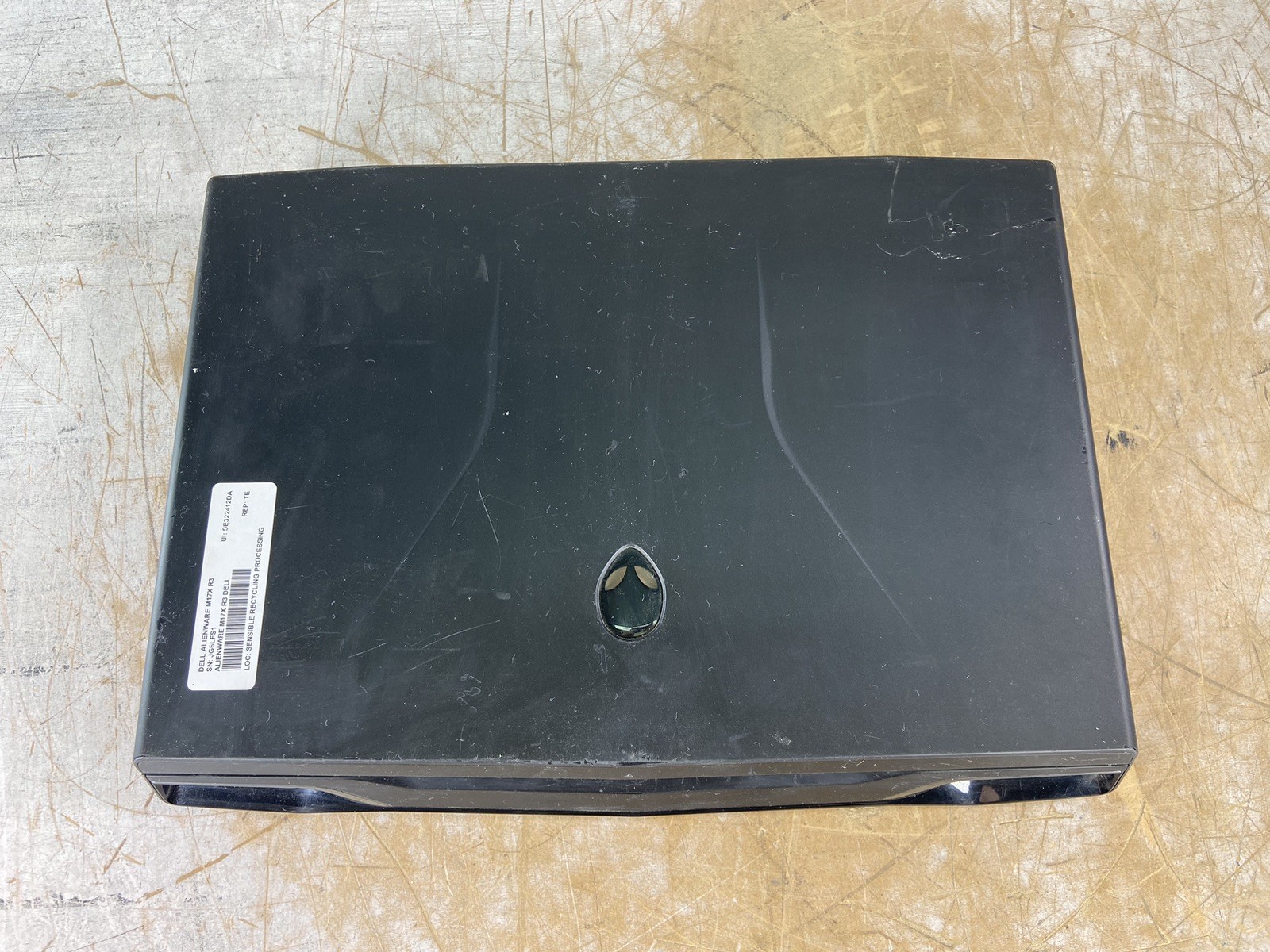 DELL ALIENWARE M17X R3 I7-2760QM @ 2.40GHz, 16GB RAM, NO HDD/OS