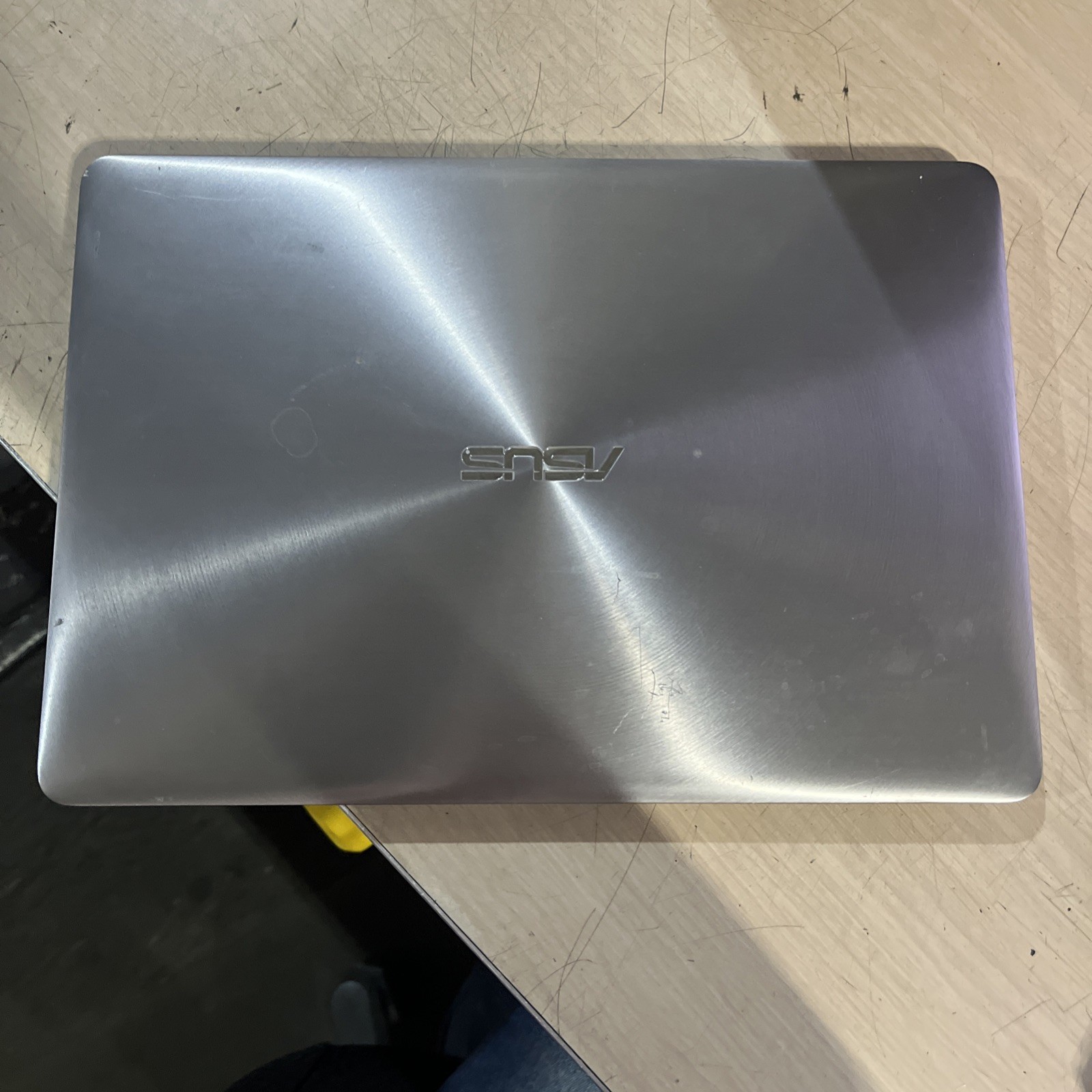 ASUS UX330U INTEL CORE I5 7TH GEN 8GB RAM NO HD
