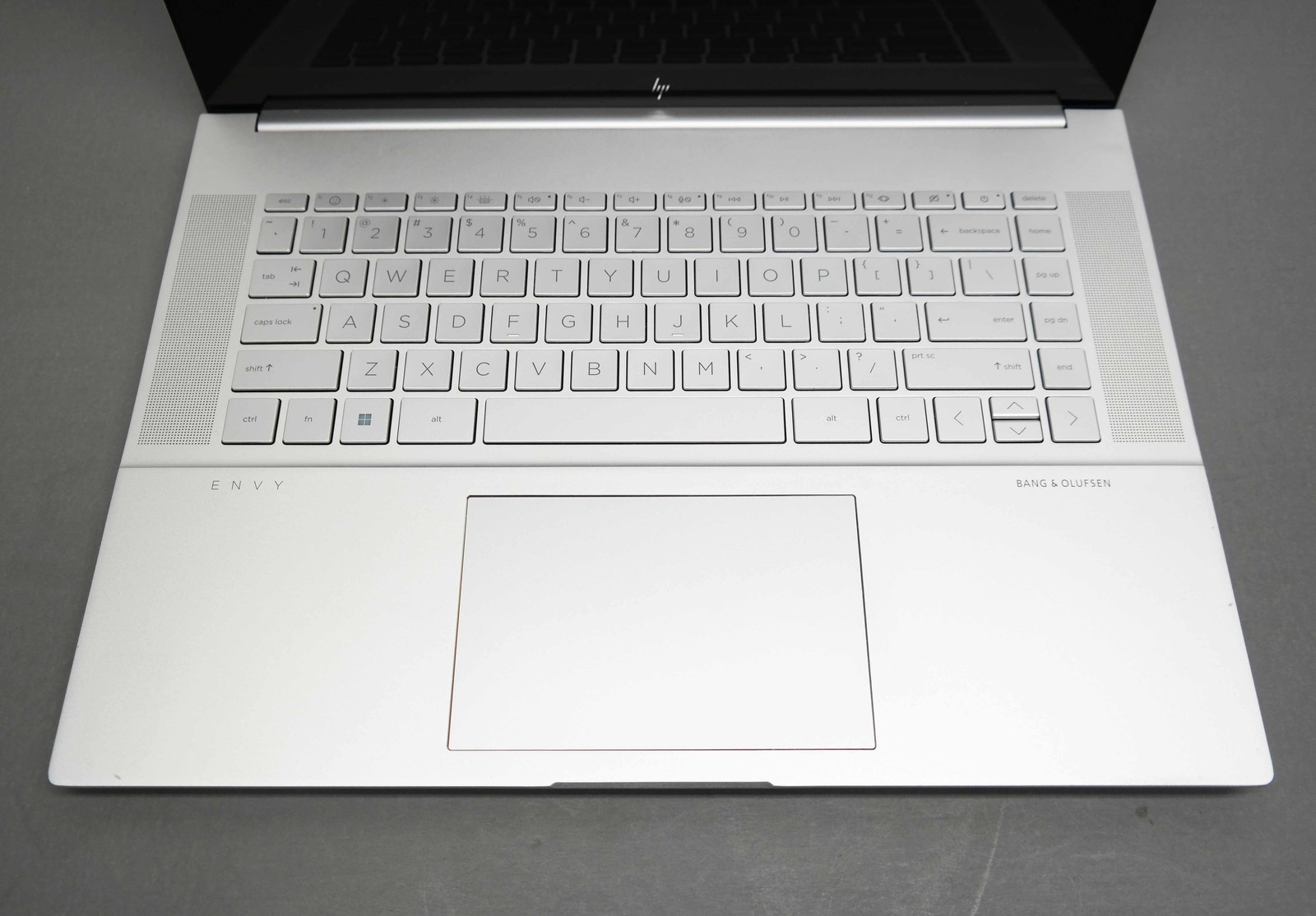 HP Envy 16-h1023dx 16″ Core i9-13900H 16GB RAM 1TB SSD RTX 4060 ISSUE