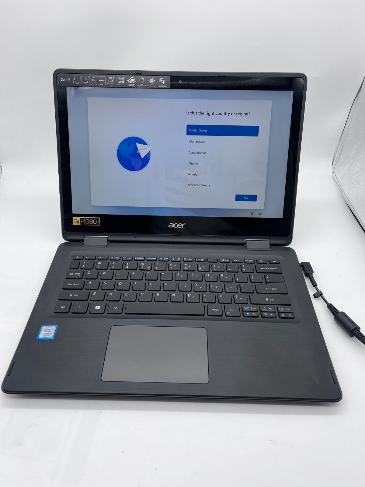 Acer Spin 5 13.3″ Touchscreen 2-in-1 i5-7200U 8GB RAM 256GB SSD